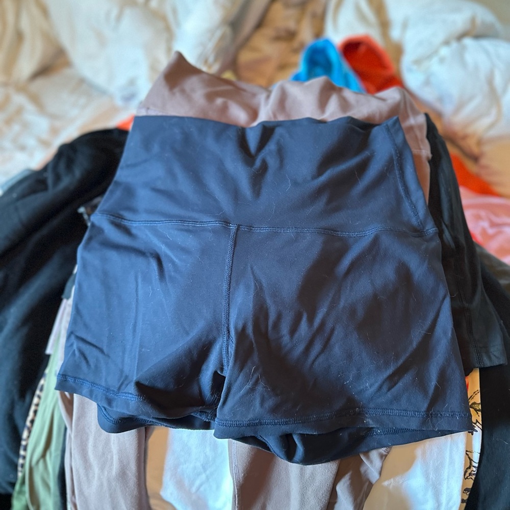 Born Primitive shorts size Medium